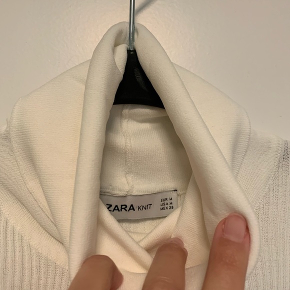 Zara Knit Sleeveless Top - Picture 2 of 5